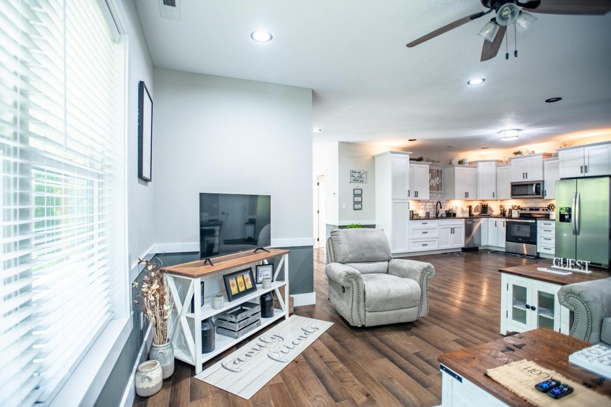 Hidden Gem Holiday home Weaverville